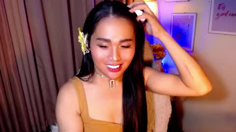 Snapshot of peakaboo_xx chatting on 4, 5, 2026 Angel Creamdensada online show from 4, 5, 2026