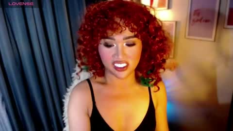 Snapshot of peakaboo_xx chatting on 28, 5, 2026 Angel Creamdensada online show from 28, 5, 2026
