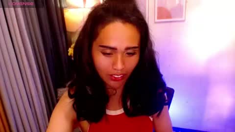 Snapshot of peakaboo_xx chatting on 3, 8, 2026 Angel Creamdensada online show from 3, 8, 2026