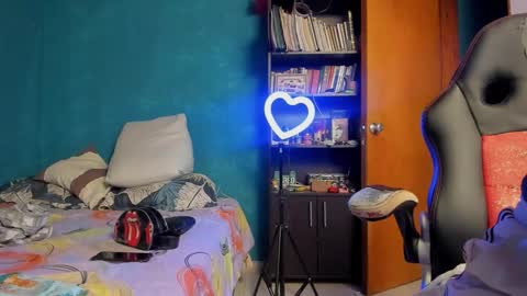 Snapshot of peanut_tangerine chatting on 14, 12, 2025 Tangerine Penaut online show from 14, 12, 2025