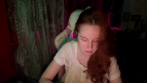 Snapshot of pearlprincess_ chatting on 28, 7, 2026 Adelina online show from 28, 7, 2026