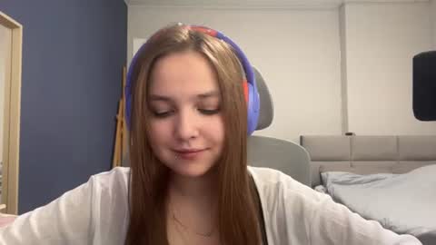Snapshot of peepapa chatting on 23, 6, 2026 Luna Vale online show from 23, 6, 2026