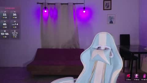 Snapshot of peggy_funn chatting on 8, 11, 2025 peggy-funn online show from 8, 11, 2025