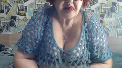 Snapshot of peggysoft chatting on 28, 11, 2025 PeggySoft online show from 28, 11, 2025