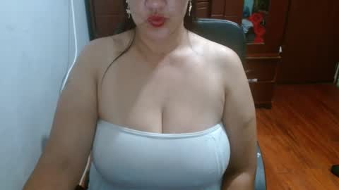penelopefuckass online show from 18, 10, 2025