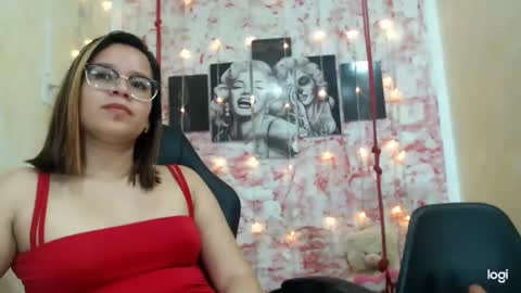 Snapshot of penelopeheart3 chatting on 27, 2, 2025 penelopeheart3 online show from 27, 2, 2025