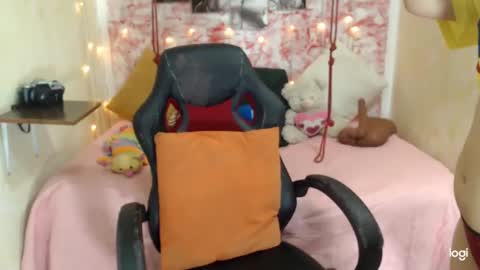 Snapshot of penelopeheart3 chatting on 9, 9, 2025 penelopeheart3 online show from 9, 9, 2025