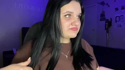 Snapshot of penny_perry chatting on 8, 4, 2026 penny_perry online show from 8, 4, 2026