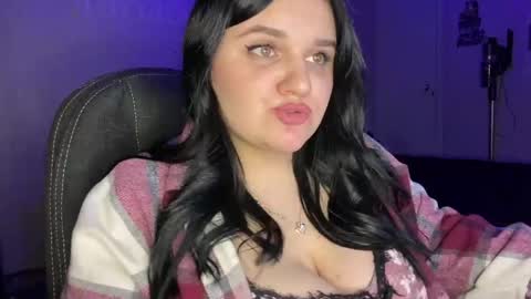 Snapshot of penny_perry chatting on 15, 4, 2026 penny_perry online show from 15, 4, 2026