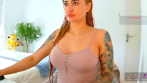 Hi Im Penelope  better vibrations  1111 online show from 14, 7, 2026