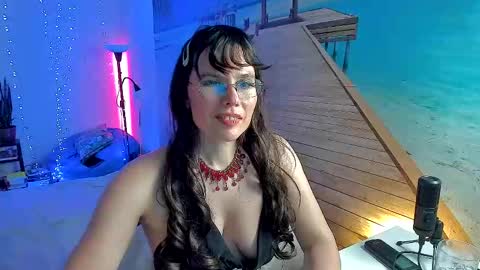 Snapshot of pepina_hot chatting on 9, 11, 2025 pepina_hot online show from 9, 11, 2025