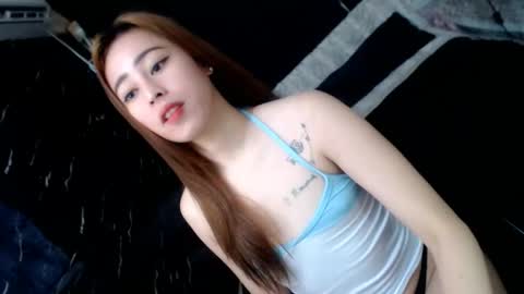 Snapshot of perfect_suckerqueen69 chatting on 19, 11, 2025 Sweet Gwen online show from 19, 11, 2025