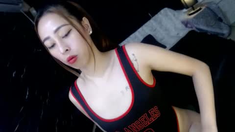 Snapshot of perfect_suckerqueen69 chatting on 25, 11, 2025 Sweet Gwen online show from 25, 11, 2025