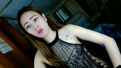 Snapshot of perfect_suckerqueen69 chatting on 4, 2, 2026 Sweet Gwen online show from 4, 2, 2026