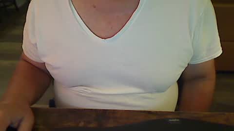 Snapshot of perfecto1957 chatting on 13, 2, 2025 perfecto1957 online show from 13, 2, 2025