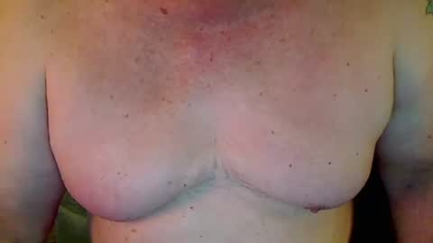 Snapshot of perfecto1957 chatting on 18, 2, 2025 perfecto1957 online show from 18, 2, 2025