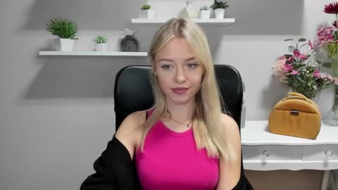 Snapshot of perfectxcindy chatting on 17, 12, 2024 Cindy online show from 17, 12, 2024