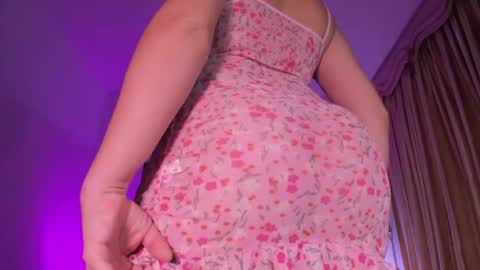 Snapshot of perla_hott1 chatting on 7, 5, 2026 Perla online show from 7, 5, 2026