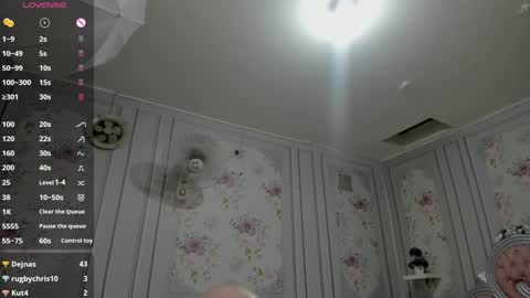 Snapshot of perla_milf4u chatting on 14, 1, 2025 PERLA online show from 14, 1, 2025