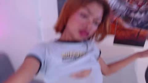 Snapshot of perla_st chatting on 15, 2, 2025 Perla online show from 15, 2, 2025