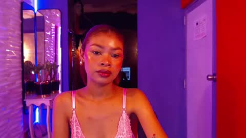Snapshot of perla_st chatting on 20, 2, 2025 Perla online show from 20, 2, 2025