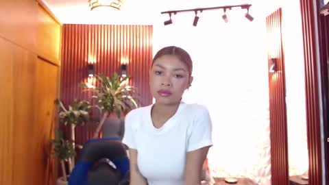 Snapshot of perla_st chatting on 12, 3, 2025 Perla online show from 12, 3, 2025