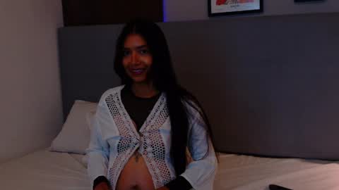 Snapshot of perladavies chatting on 8, 4, 2026 perladavies online show from 8, 4, 2026