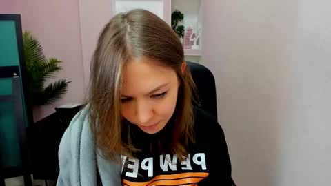 Snapshot of persinaky chatting on 17, 1, 2026 horror flying on the wings of the night.... online show from 17, 1, 2026