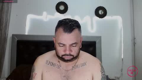 Carlos online show from 25, 10, 2025