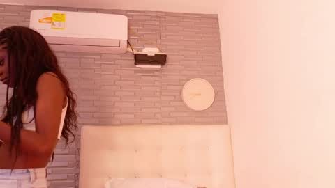 pervert_shydoll online show from 2, 4, 2026