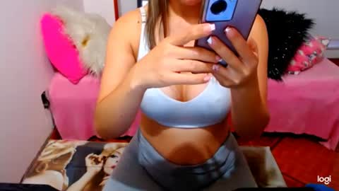 Snapshot of perverthotgirl chatting on 10, 3, 2025 linda online show from 10, 3, 2025