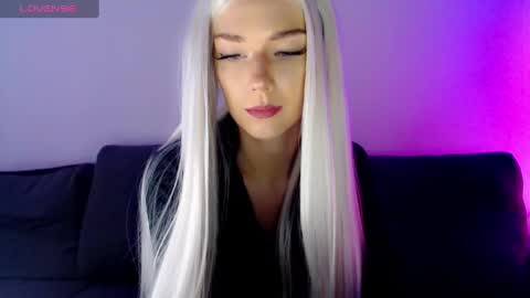 Isabella online show from 11, 12, 2024