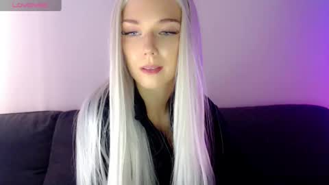 Isabella online show from 27, 1, 2025