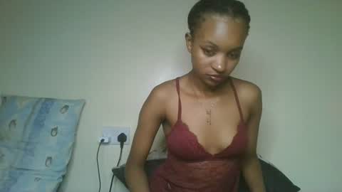 Snapshot of petal_palette chatting on 26, 6, 2026 Lolly online show from 26, 6, 2026