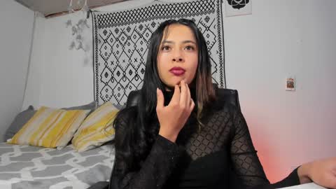 Rose online show from 28, 1, 2025