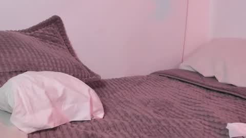 Rose online show from 5, 3, 2025