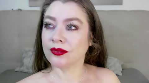 Peters Emily online show from 8, 2, 2025