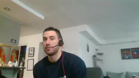 Snapshot of peterskinny24 chatting on 17, 12, 2024 ttps VF8L9ABFMref wl share online show from 17, 12, 2024