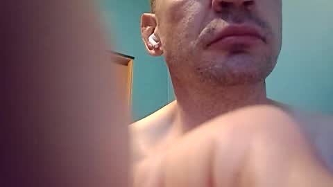 peteypablo198611265852 online show from 25, 5, 2026