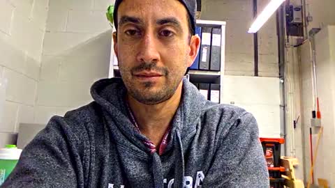 Snapshot of peteypete204 chatting on 17, 2, 2025 peteypete204 online show from 17, 2, 2025