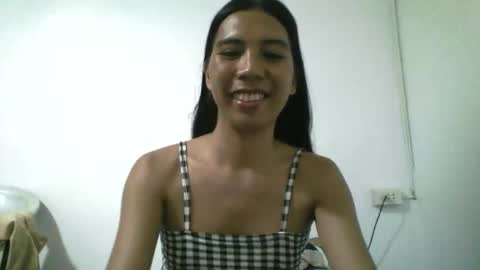 Snapshot of petite_dicklover chatting on 26, 5, 2026 Yuriee online show from 26, 5, 2026