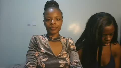 Snapshot of petite_luxe1 chatting on 25, 7, 2026 Luxe online show from 25, 7, 2026
