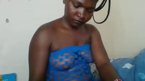 petite_shan online show from 4, 2, 2026