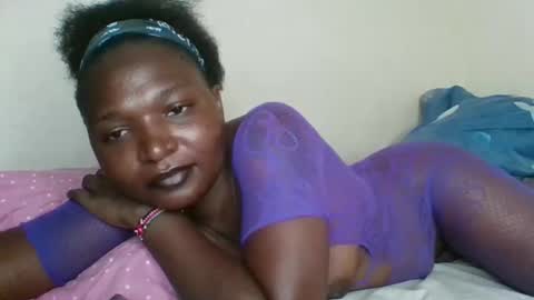 petite_shan online show from 4, 2, 2026