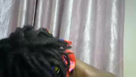 petite_star2 online show from 14, 12, 2025