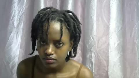 petite_star2 online show from 11, 1, 2026