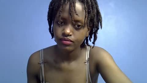 petite_star2 online show from 22, 2, 2026