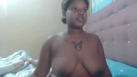 petitechocolatemommy online show from 25, 11, 2025