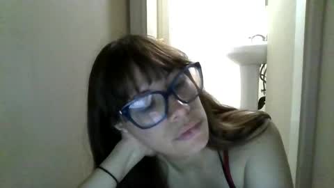 Snapshot of petitedoll30 chatting on 28, 4, 2026 Petitedoll30 online show from 28, 4, 2026