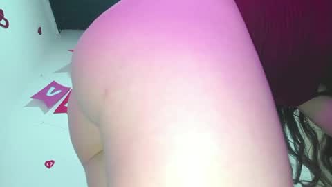 Snapshot of petiteivoryqueen chatting on 3, 2, 2025 danna online show from 3, 2, 2025